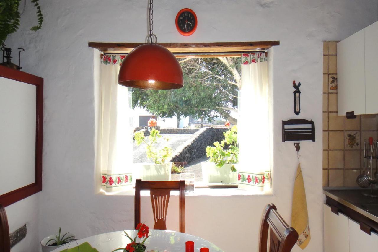Finca El Oratorio Masdache Pokoj fotografie